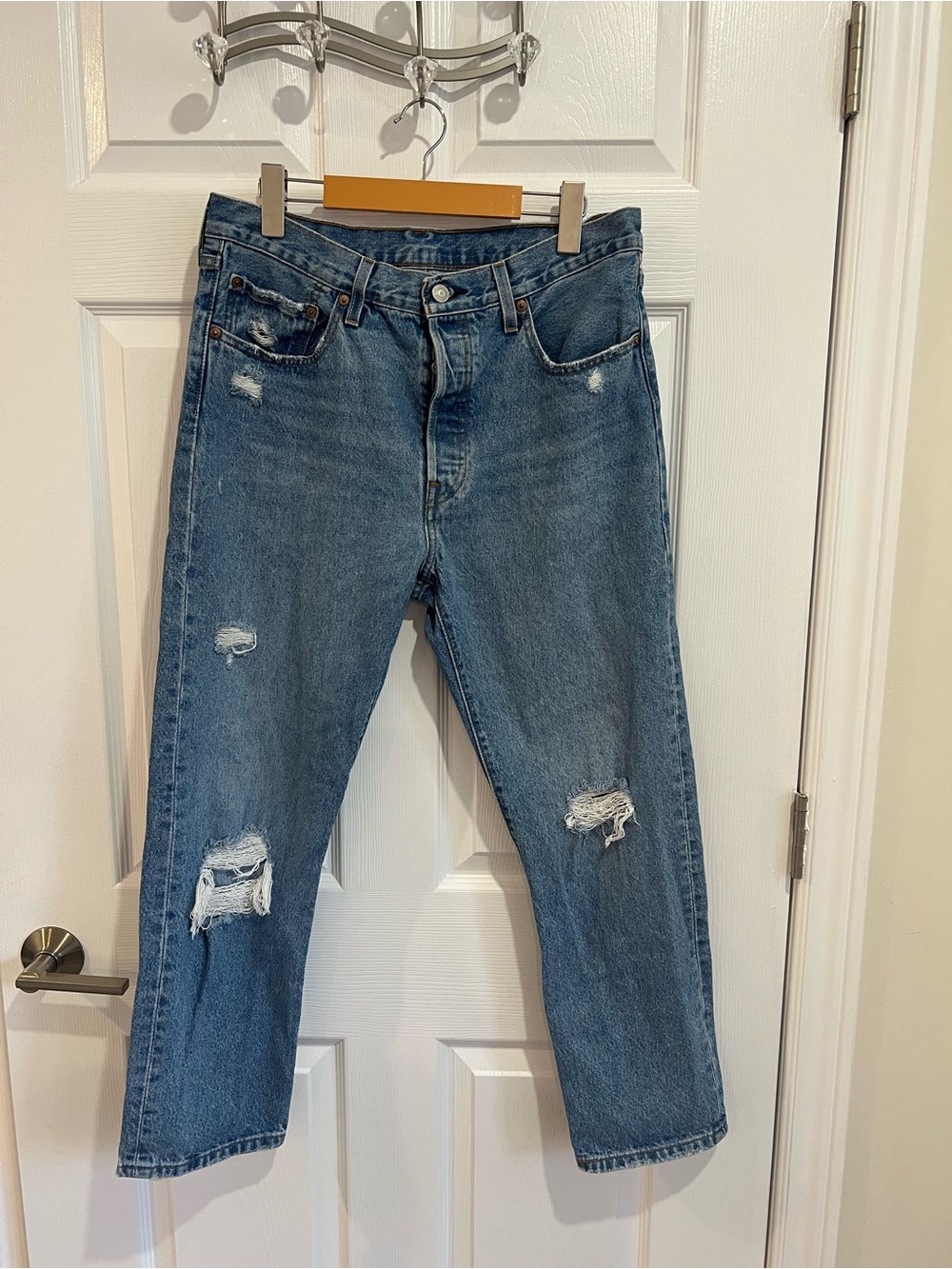 Levi’s 501 Original Fit Distressed Cropped Jeans Light Wash W31 L28